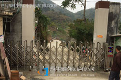 巴馬那桃鄉(xiāng)中心小學(xué)電動(dòng)門(mén)成功案
